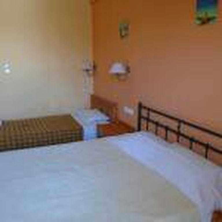 Adonis Beach Hotel Iraklio Eksteriør billede