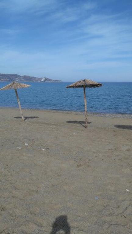 Adonis Beach Hotel Iraklio Eksteriør billede