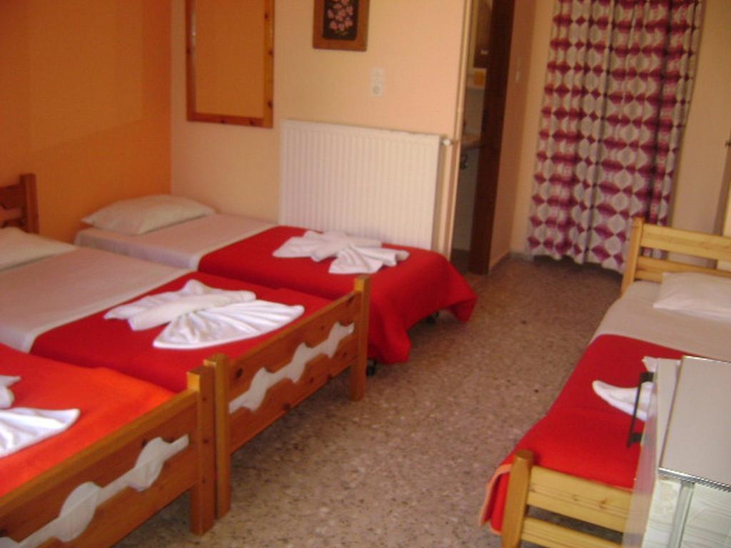 Adonis Beach Hotel Iraklio Eksteriør billede