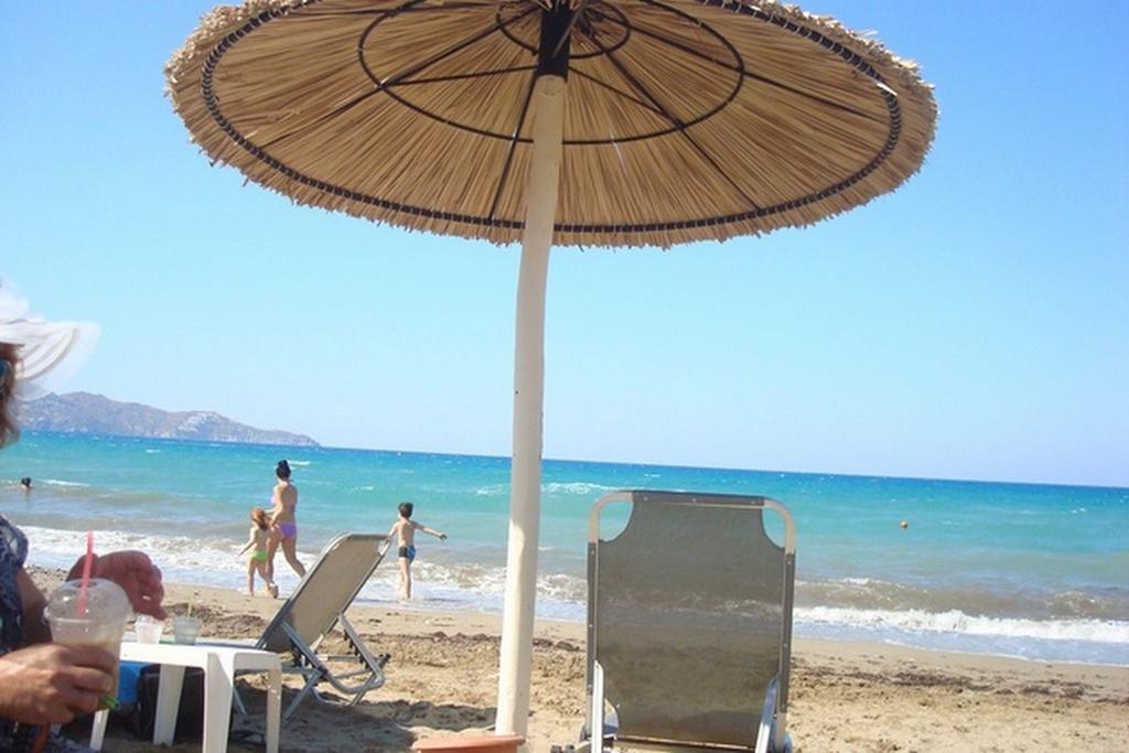 Adonis Beach Hotel Iraklio Eksteriør billede